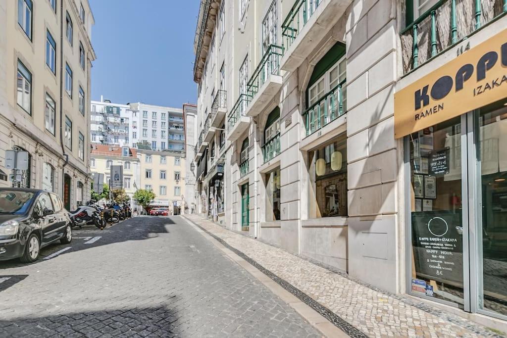 Made For The City Lovers- Urban Charm In Chiado Lissabon Buitenkant foto