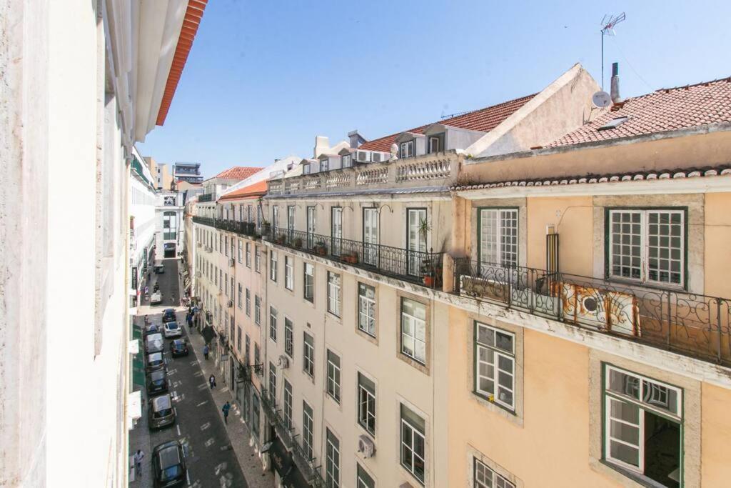 Made For The City Lovers- Urban Charm In Chiado Lissabon Buitenkant foto